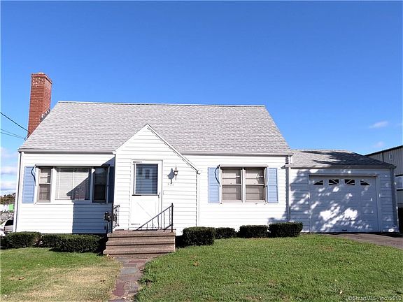 2nd image of 521 Farmington Ave