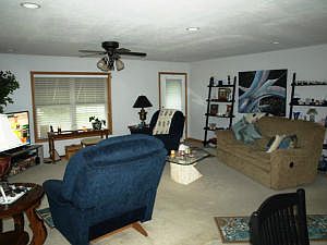 3rd image of 2130 Baird Ave