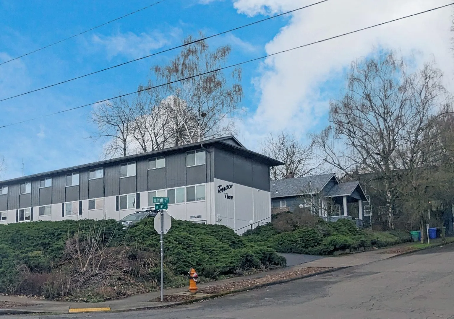 Terrace View Apartments — Photo 1