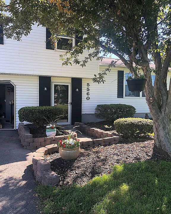 2nd image of 5560 Taormina Dr