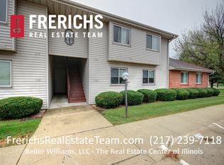 1119 Laura Dr, Champaign, IL 61822