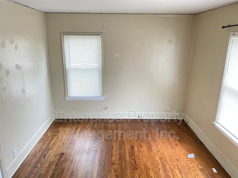 605 Houston St — Photo 21