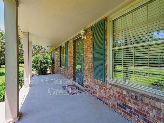 2nd image of 49 Chandler Rd Unit B