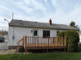 6667 Lincoln Ave, Lockport, NY 14094