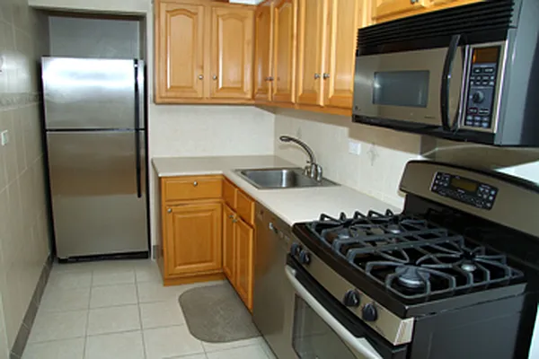 Sold by Simone Song Properties, LLC | media 30