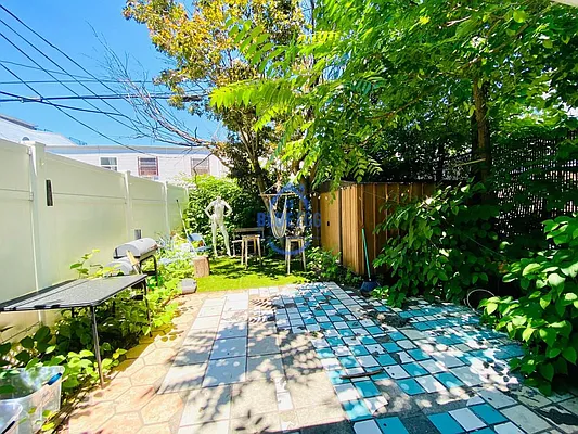 Rented by Blue Egg Realty Corp | media 2