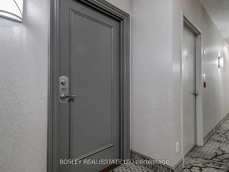 451 Rosewell Ave #512 — Photo 21