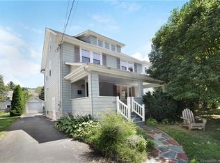 122 Arundel Ave, West Hartford, CT 06107