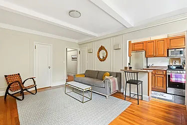 Rented by Coldwell Banker Warburg