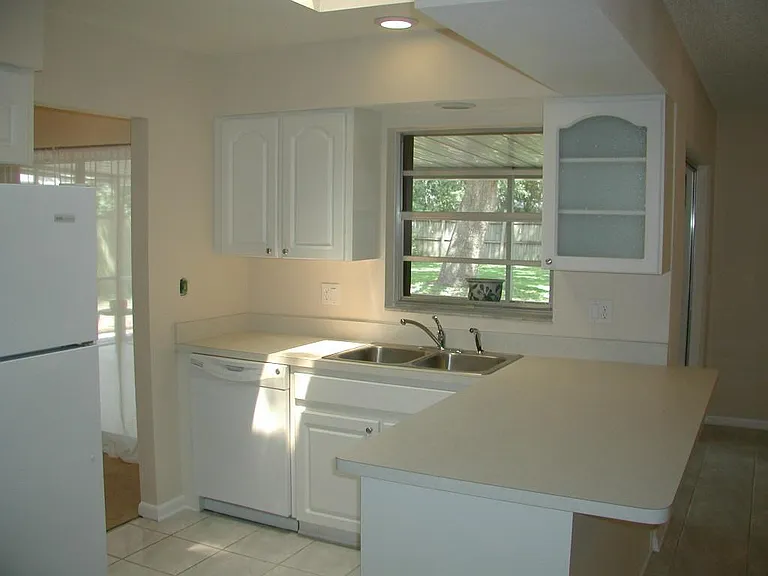 3812 Pinedale St — Photo 2