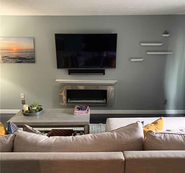1st image of 900 Camino Real Unit 102