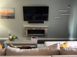 900 Camino Real UNIT 102, Redondo Beach, CA 90277