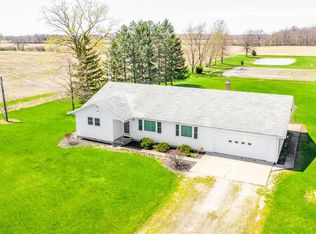 3672 S Paulsen Rd, Port Clinton, OH 43452