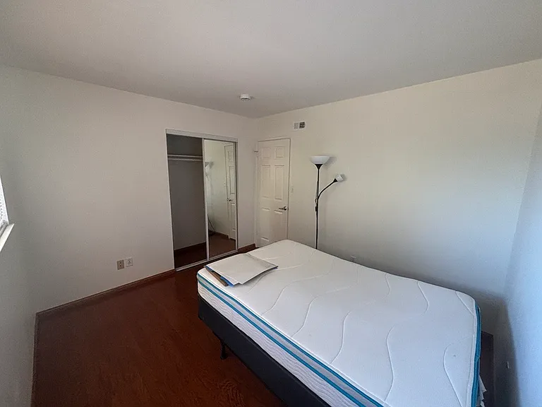 Bedroom #2: 10x11