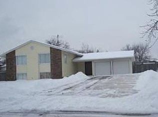 537 Hampshire Ln, Bolingbrook, IL