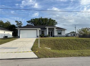 2900 49th St SW, Lehigh Acres, FL 33976