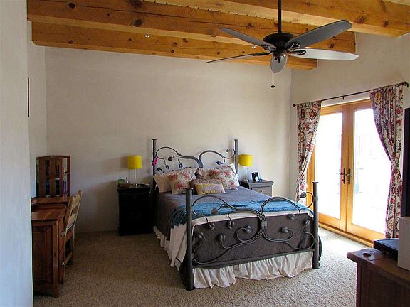 3rd image of 300 Camino De Los Marquez APT 8