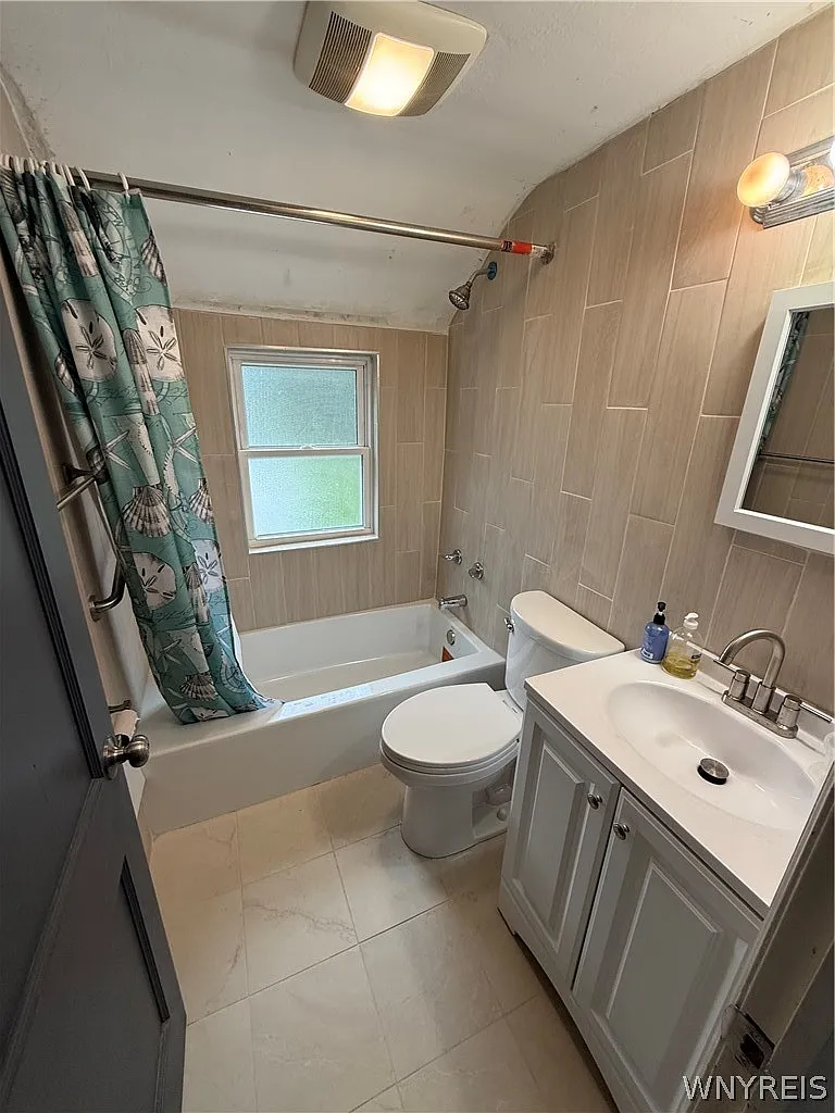 4 bed, 2.0 bath, 1612 sqft, $2,800 — Photo 4