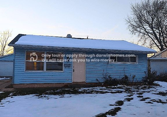 2nd image of 1315 Helmen Dr
