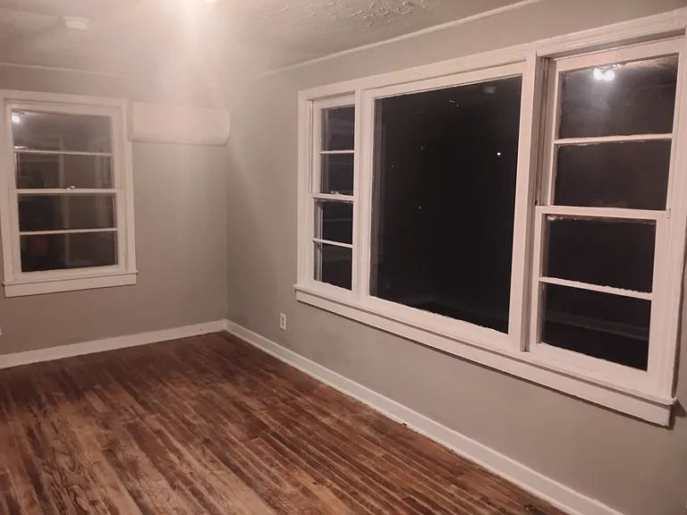 217 Acl Ave — Photo 12