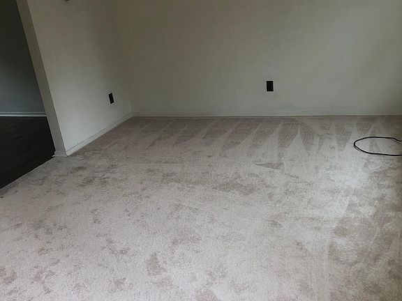 4th image of 224 Maiden Ln