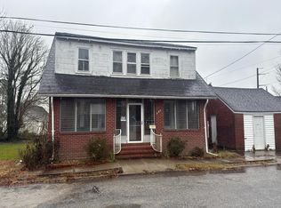 409 W Market St, Hertford, NC 27944