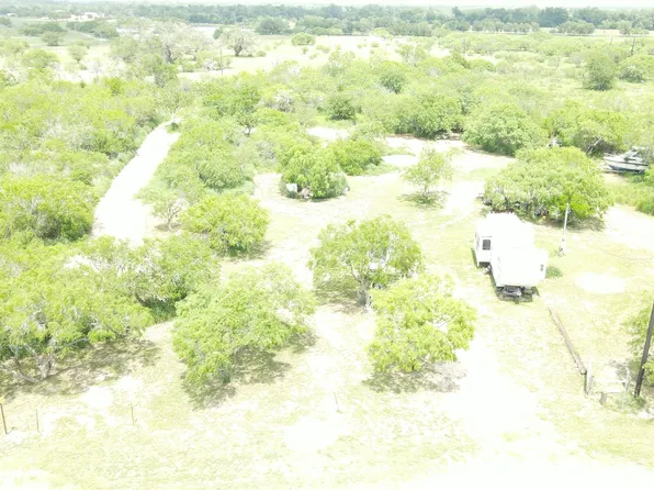 106 LENETTE DR LOT 18&19, Woodsboro, TX 78393