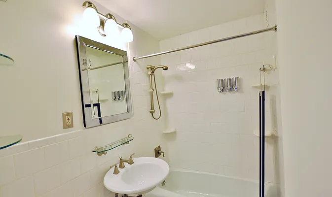 Rented by Corcoran | media 29