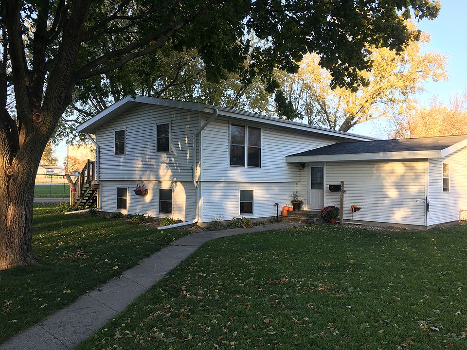 1st image of 1502 Grand Ave