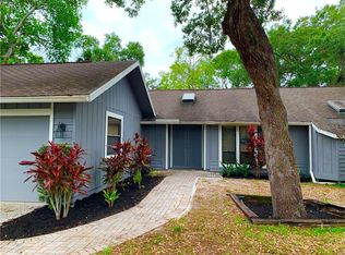 4040 Woodview Dr, Sarasota, FL 34232