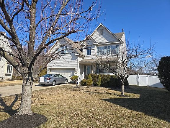 2nd image of 17 Carlisle Ct