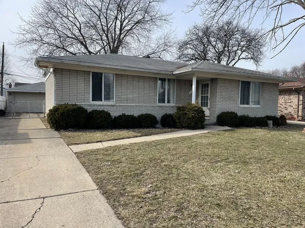 31287 McNamee St, Fraser, MI 48026