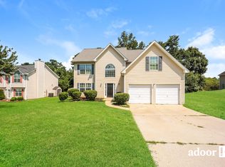 6871 Smoke Ridge Dr, Atlanta, GA 30349