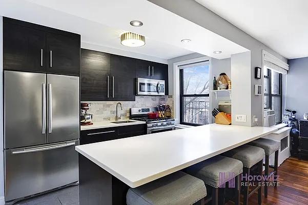 Sold by Horowitz Real Estate | media 9