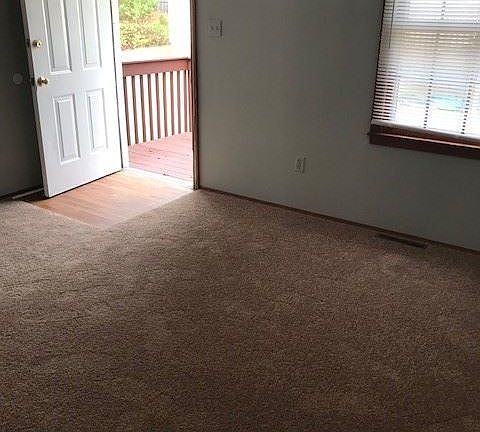 5th image of 2952 Carolyn Dr