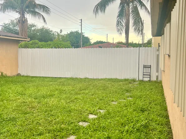 810 NW 108th St Unit A, Miami, FL 33168