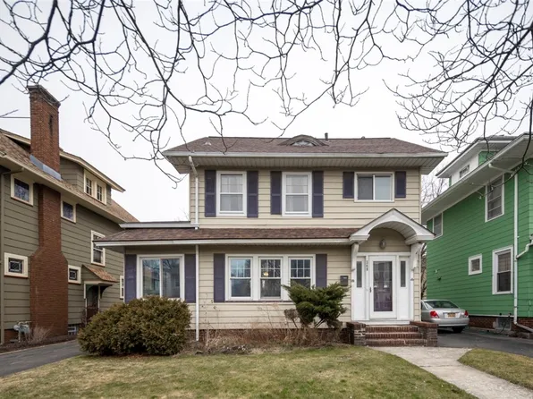 348 Rugby Ave, Rochester, NY 14619