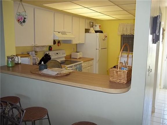 2nd image of 7410 S Ocean Dr APT 408D