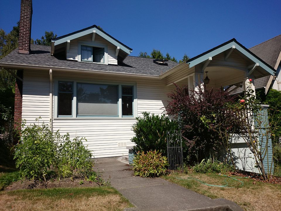 2nd image of 1722 NE 55th St