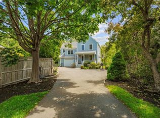 146 Alfred Drown Rd, Barrington, RI 02806