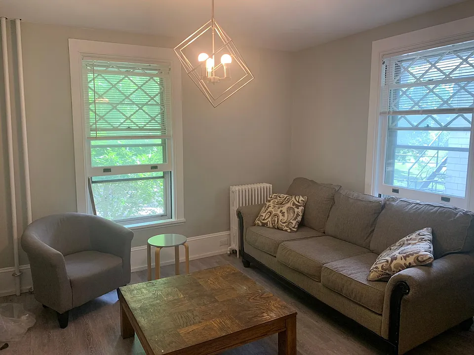 116 Stewart Ave #2