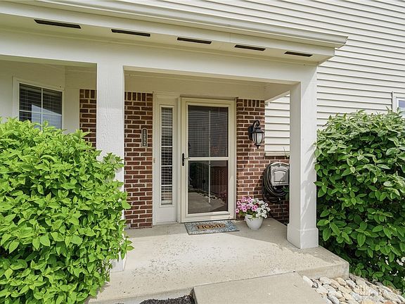 3rd image of 1292 Ironwood Dr