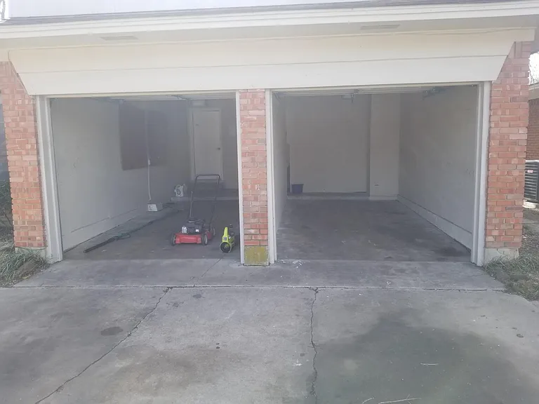 1805 Carlton St — Photo 18