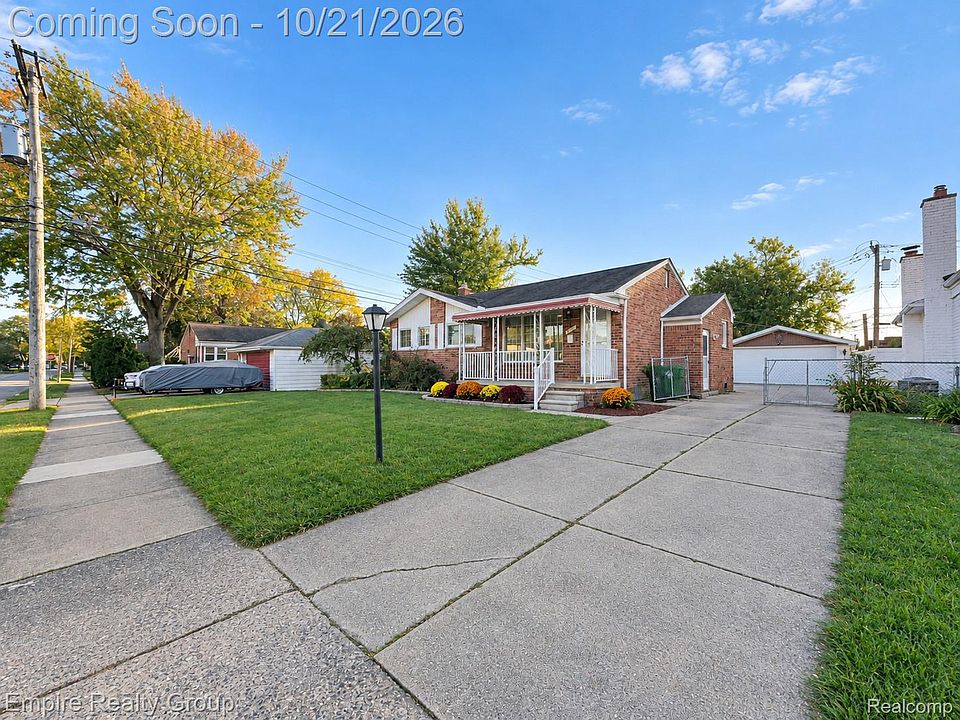 939 Deering St, photo 4