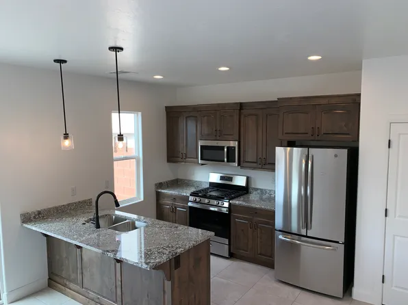 2477 W 350 N, Hurricane, UT 84737