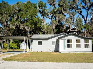 922 County Road 482a, Lake Panasoffkee, FL 33538
