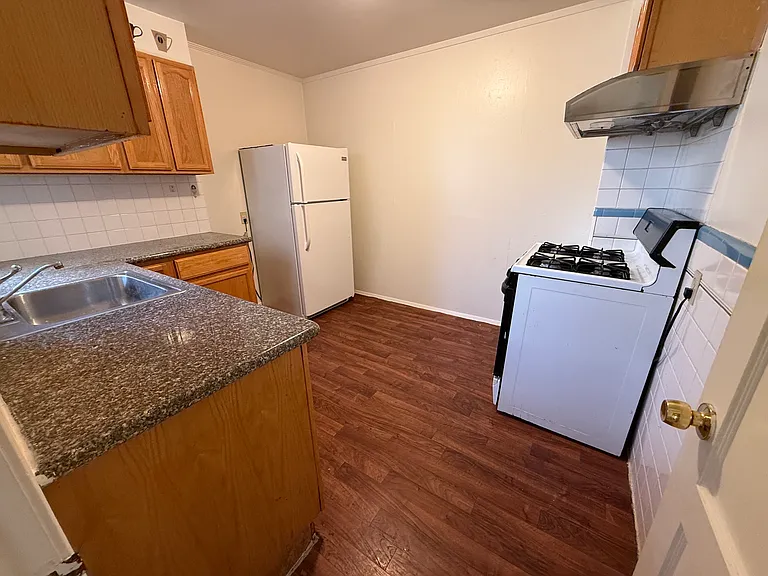 2422 Cabrillo St #2420 — Photo 8