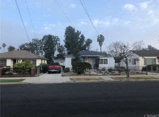 14085 La Rue St, San Fernando, CA 91340