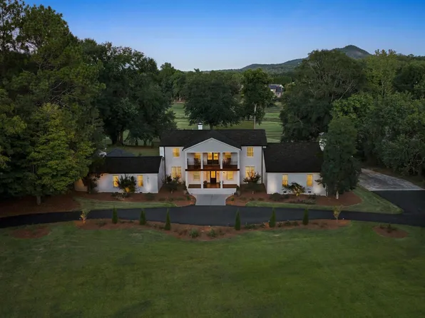 405 Foot Hills Rd, Greenville, SC 29617