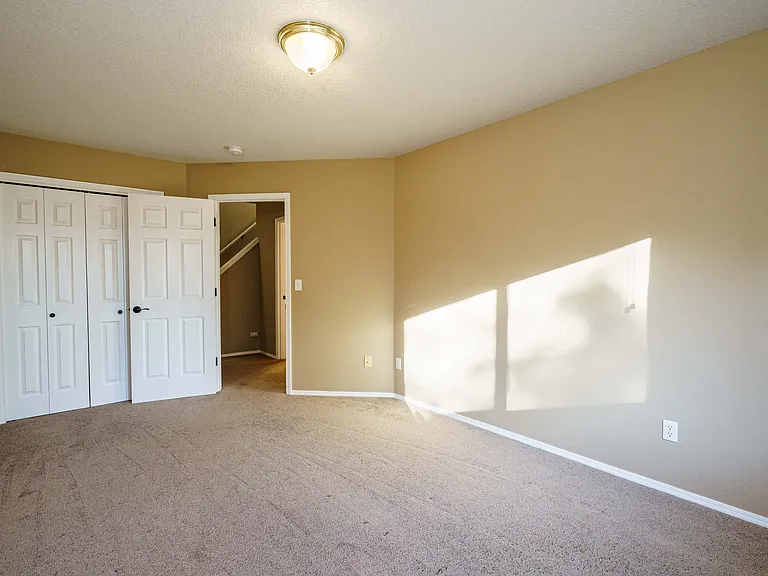 1926 SE 11th Ave #1926 — Photo 8